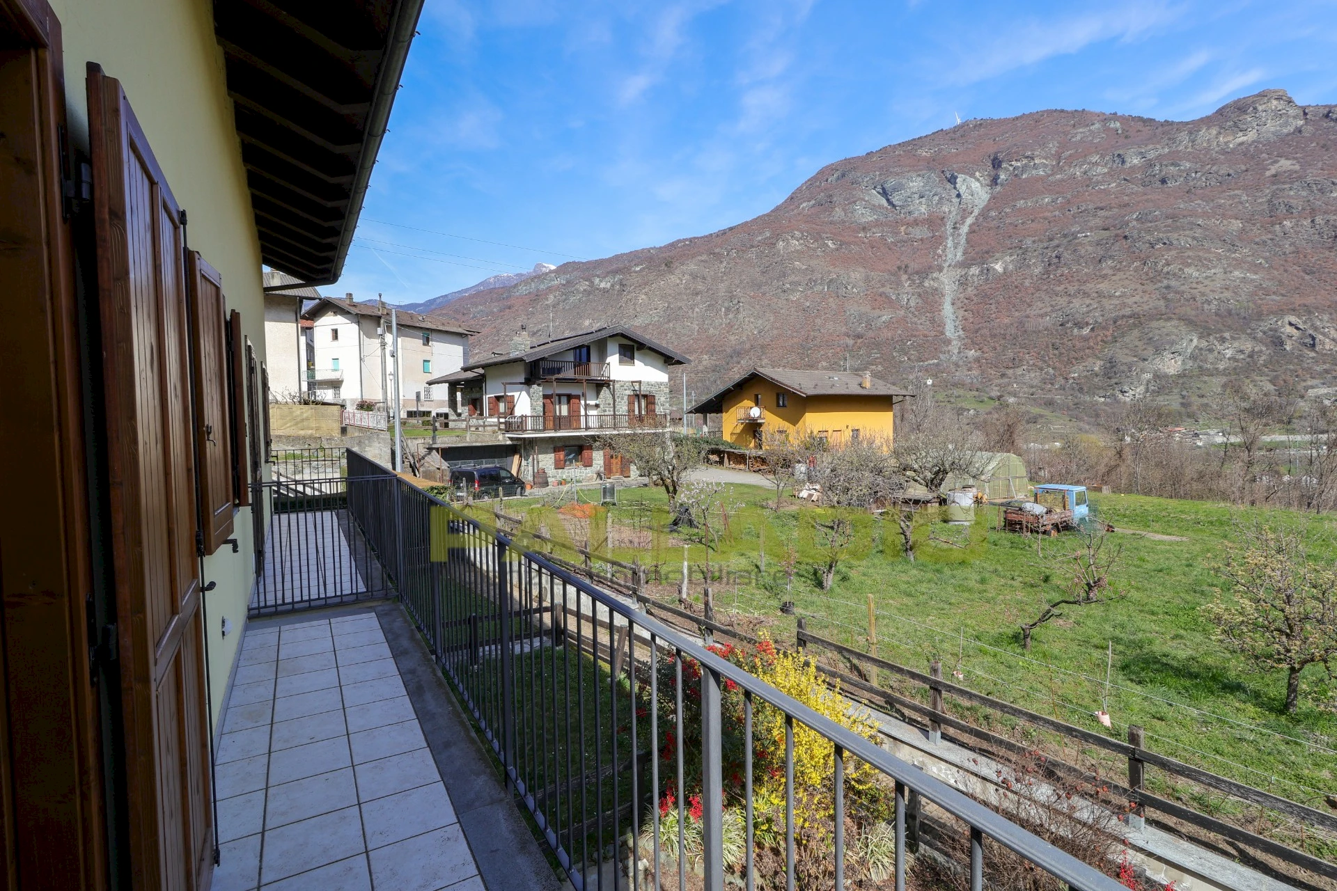 La Tua Oasi di Pace in Valle d'Aosta - Pontey Splendido Monolocale con sottotetto e Balcone Panoramico Foto 29