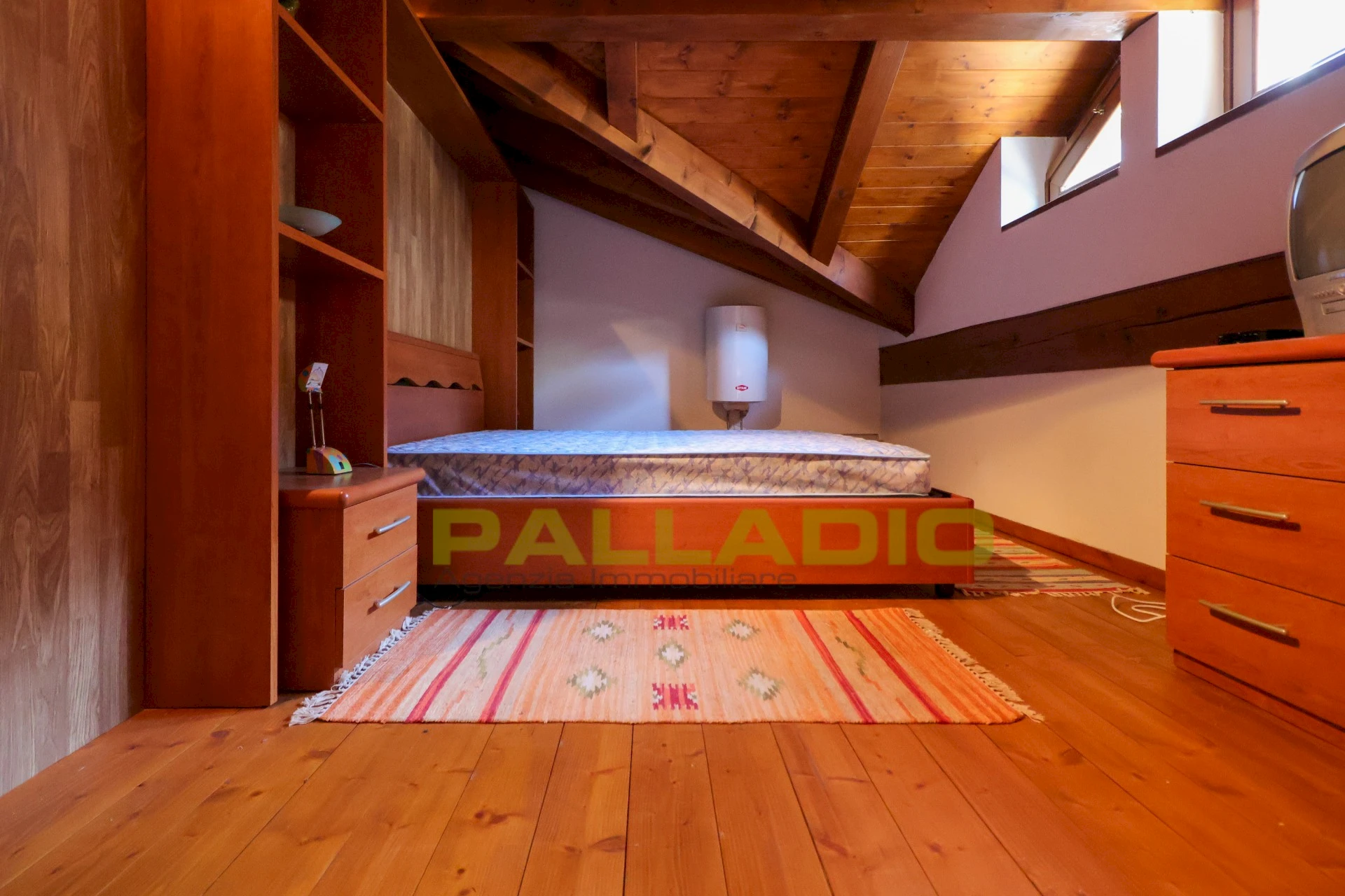 La Tua Oasi di Pace in Valle d'Aosta - Pontey Splendido Monolocale con sottotetto e Balcone Panoramico Foto 14
