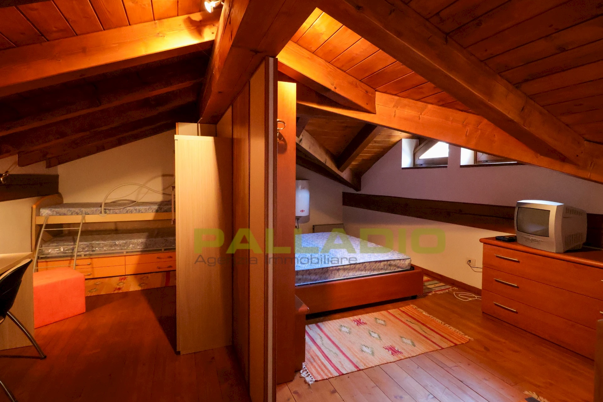 La Tua Oasi di Pace in Valle d'Aosta - Pontey Splendido Monolocale con sottotetto e Balcone Panoramico Foto 16