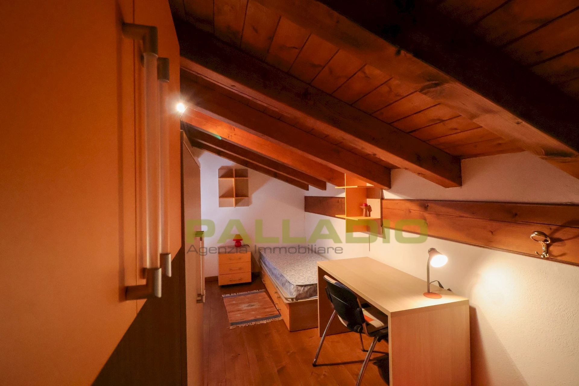 La Tua Oasi di Pace in Valle d'Aosta - Pontey Splendido Monolocale con sottotetto e Balcone Panoramico Foto 18