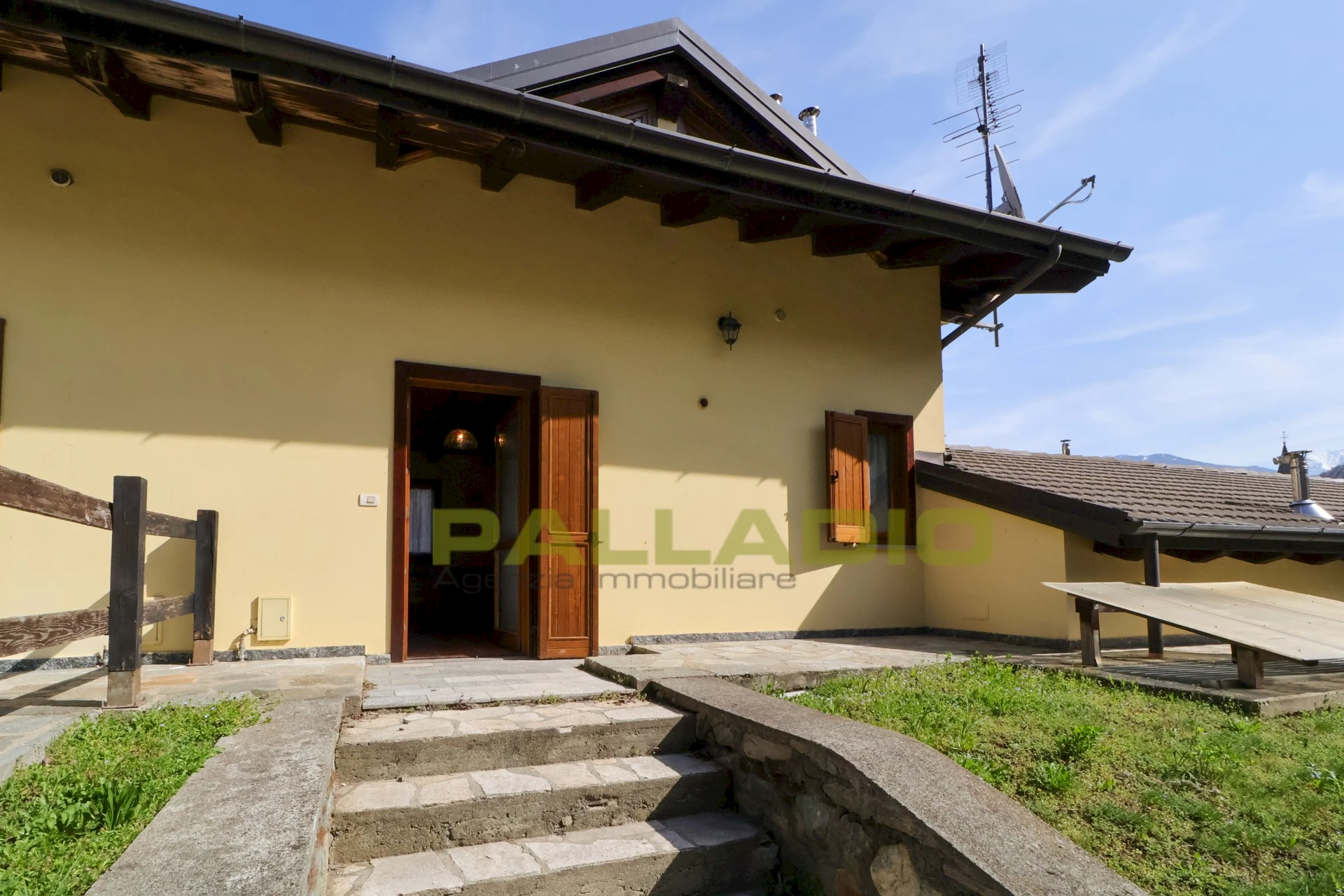 La Tua Oasi di Pace in Valle d'Aosta - Pontey Splendido Monolocale con sottotetto e Balcone Panoramico Foto 26