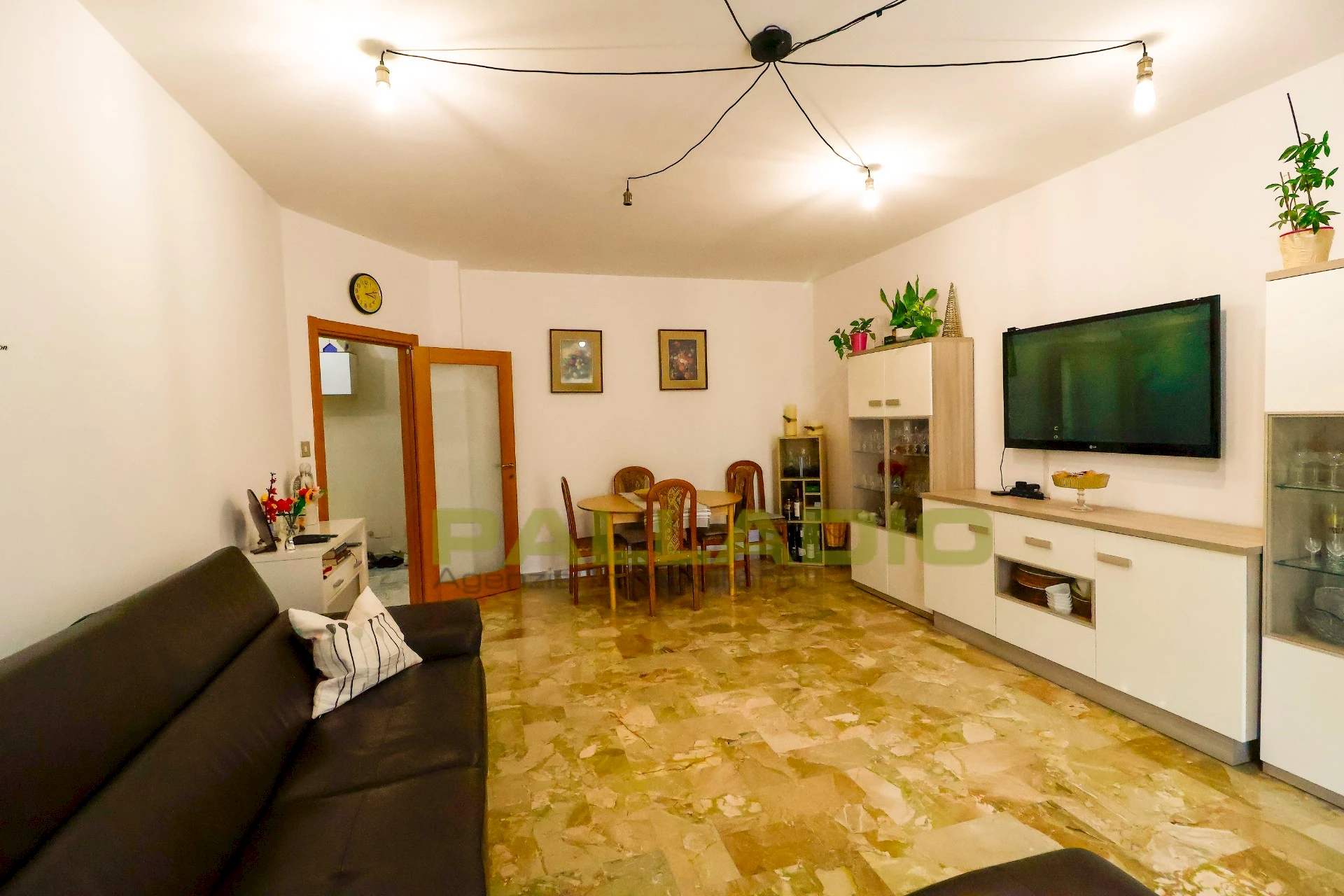Aosta Ampio e Luminoso Appartamento Facente Parte Complesso Residenziale Riqualificato Tramite Superbonus 110% Foto 4