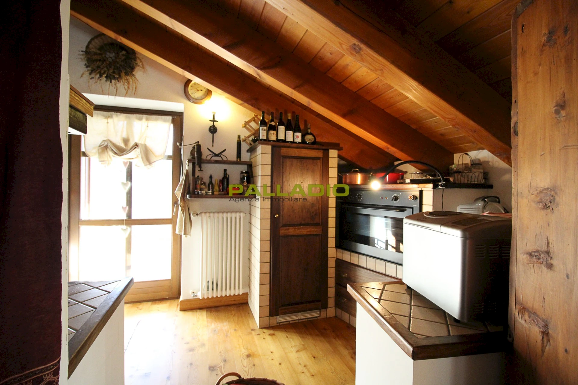 Valle d'Aosta - Saint Pierre - Panoramica Mansarda in stile Alpine, il tuo rifugio caldo e accogliente Foto 7